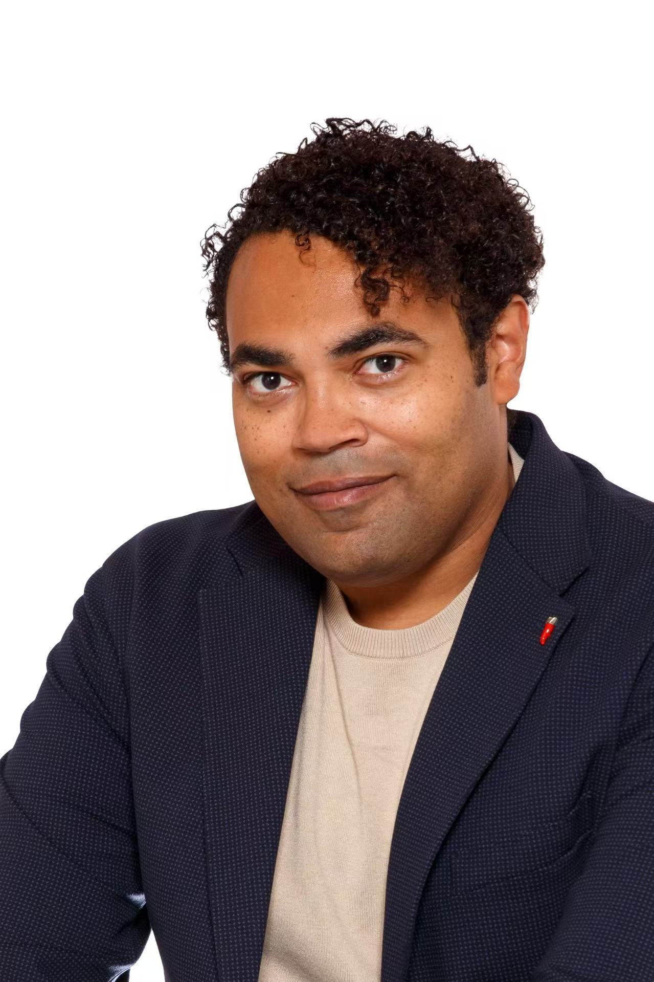Elvis G. Perez